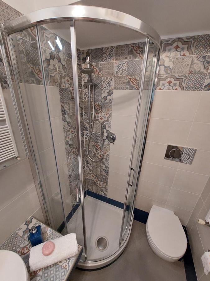 C R A Zy For Rhome Řím Exteriér fotografie